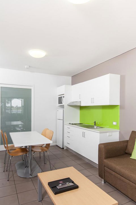 Majestic Oasis Apartments - Accommodation Port Hedland 16
