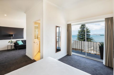 Bay 10 - Suites And Apartments - Accommodation Port Hedland 7