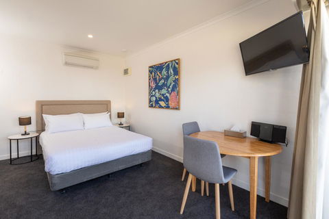 Bay 10 - Suites And Apartments - Accommodation Port Hedland 8