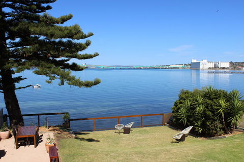 Bay 10 - Suites And Apartments - Accommodation Port Hedland 0