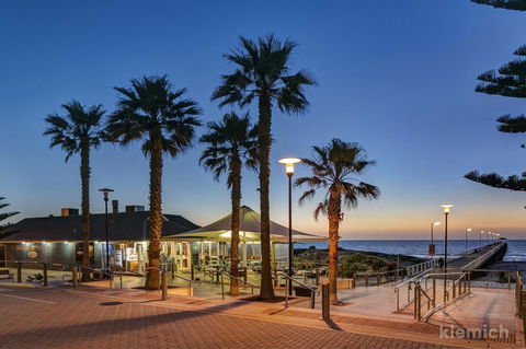 The Beach House @ Grange - Accommodation Port Hedland 3