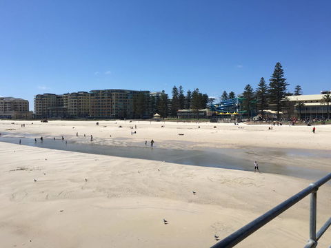 Luxury Beachside Accomodation - Accommodation Port Hedland 27