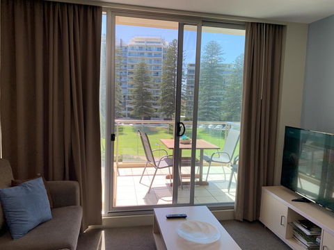 Luxury Beachside Accomodation - Accommodation Port Hedland 4