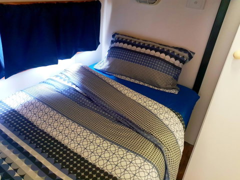 Rocks Retreat Cabin - Dolphin - Accommodation Port Hedland 8