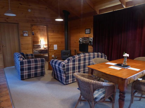 Molly's Chase - Accommodation Port Hedland 19