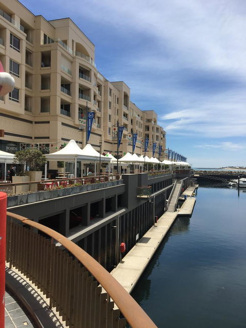 Glenelg Beach Studio - Accommodation Port Hedland 3