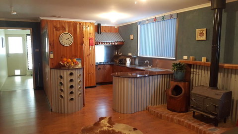 Inna Nutshell - Accommodation Port Hedland 0