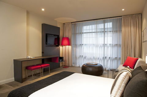 Mantra Hindmarsh Square - Accommodation Port Hedland 1