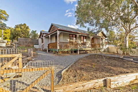 Rustic On 13th - Accommodation Port Hedland 1