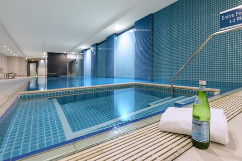 Oaks Glenelg Plaza Pier Suites - Accommodation Port Hedland 9