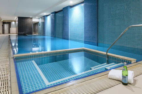 Oaks Glenelg Plaza Pier Suites - Accommodation Port Hedland 10