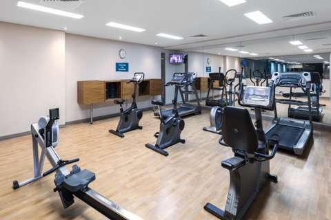 Oaks Glenelg Plaza Pier Suites - Accommodation Port Hedland 7