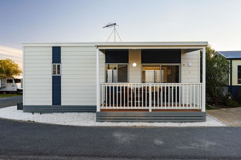 Discovery Parks - Adelaide Beachfront - Accommodation Port Hedland 5