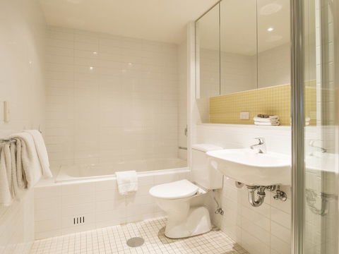 Oaks Glenelg Liberty Suites - Accommodation Port Hedland 26
