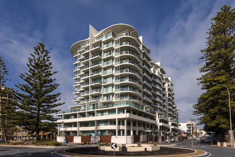Oaks Glenelg Liberty Suites - Accommodation Port Hedland 0