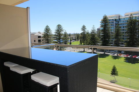 Beachside Luxury Getaway In Glenelg - Accommodation Port Hedland 15