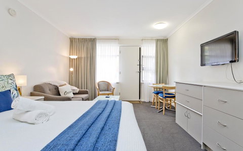 Glenelg Oasis Studios - Accommodation Port Hedland 4