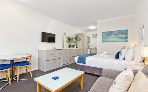 Glenelg Oasis Studios - Accommodation Port Hedland 1