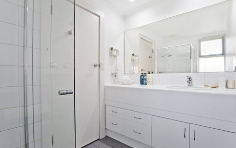 Glenelg Oasis Studios - Accommodation Port Hedland 12