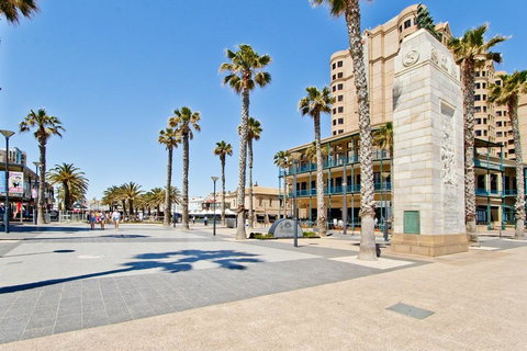 Glenelg Oasis Studios - Accommodation Port Hedland 16