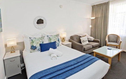 Glenelg Oasis Studios - Accommodation Port Hedland 0