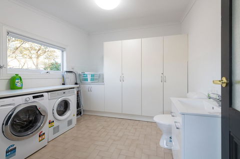 The Other House - Accommodation Port Hedland 18