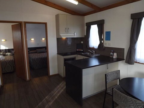 Ceduna Foreshore Caravan Park - Accommodation Port Hedland 13