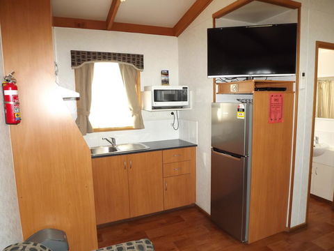 Ceduna Foreshore Caravan Park - Accommodation Port Hedland 14
