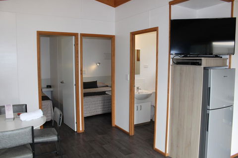Ceduna Foreshore Caravan Park - Accommodation Port Hedland 9