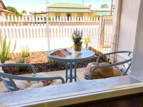 Inglenook Cottage - Accommodation Port Hedland 13