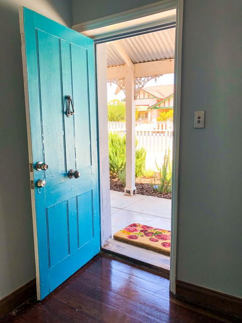 Inglenook Cottage - Accommodation Port Hedland 7
