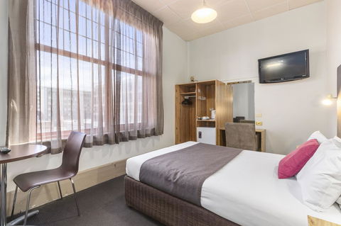 Adelaide Paringa - Accommodation Port Hedland 3