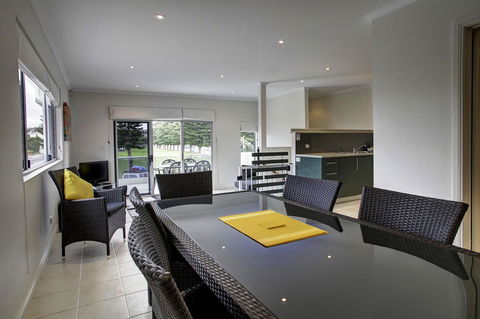Tasman Beachside Apartment - Accommodation Port Hedland 5