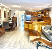 Superb Townhouse in North Adelaide - Accommodation Port Hedland