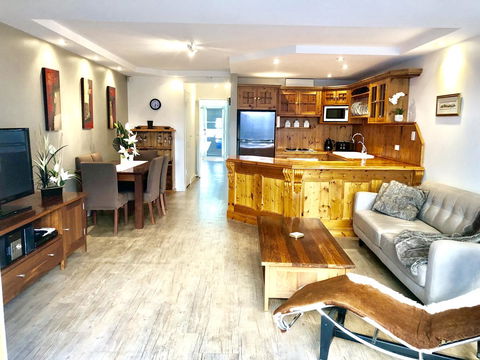 Superb Townhouse In North Adelaide - Accommodation Port Hedland 0