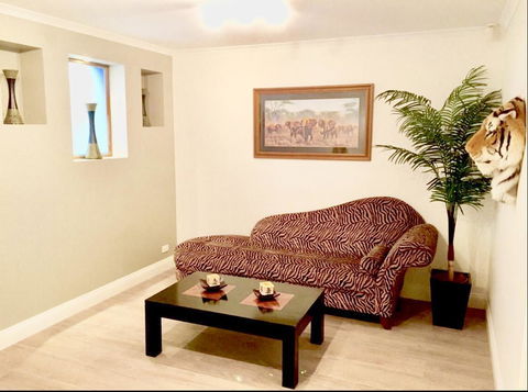 Superb Townhouse In North Adelaide - Accommodation Port Hedland 8
