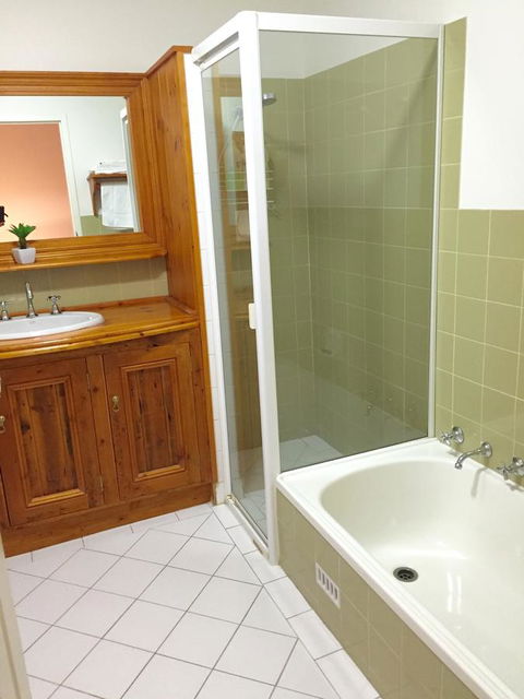Superb Townhouse In North Adelaide - Accommodation Port Hedland 22