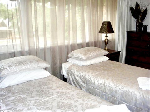 Superb Townhouse In North Adelaide - Accommodation Port Hedland 7