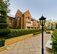 Majestic Old Lion Apartments - Accommodation Port Hedland