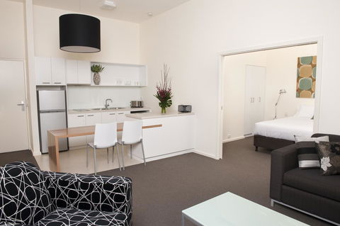 Majestic Old Lion Apartments - Accommodation Port Hedland 2