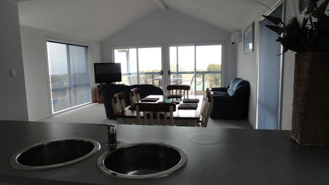 Kangaroo Island Bayview Villas - Accommodation Port Hedland 1
