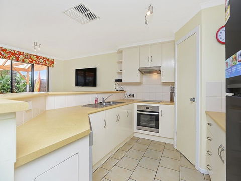 Lakeside - Encounter Bay - Accommodation Port Hedland 8