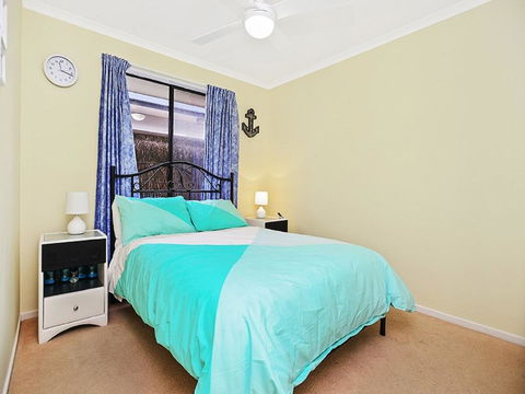 Lakeside - Encounter Bay - Accommodation Port Hedland 11