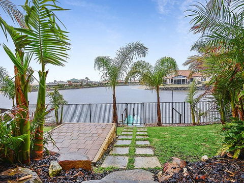 Lakeside - Encounter Bay - Accommodation Port Hedland 3