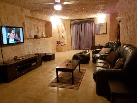 Underground Gem - Accommodation Port Hedland 0