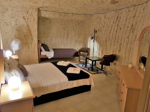 Underground Gem - Accommodation Port Hedland 1