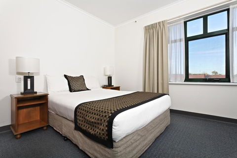 BreakFree Directors Studios - Accommodation Port Hedland 2