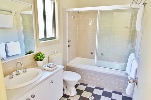 SkyView Villa - Accommodation Port Hedland 11