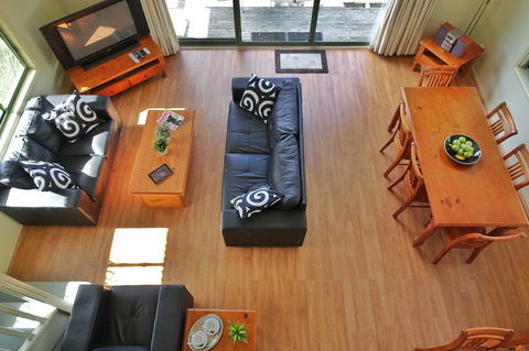 SkyView Villa - Accommodation Port Hedland 2