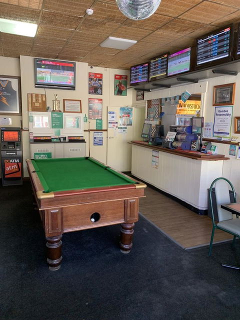 Commercial Hotel Morgan - Accommodation Port Hedland 4